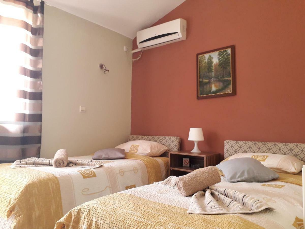 B&B Bebinac Leskovac  Exteriör bild